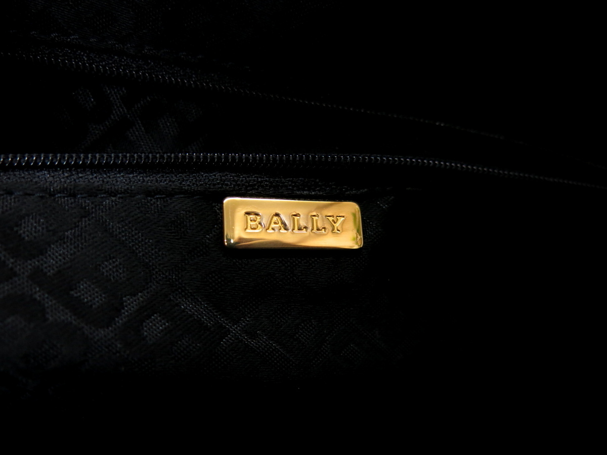 ○超美品○新品同様○BALLY バリー○キルティング ラム レザー 本革 