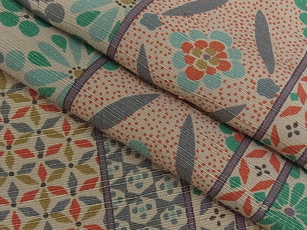 最新作，人気 平和屋着物 上質な小紋 吉祥花間道 御召縮緬 逸品 z023(仕立て上がり)｜売買されたオークション情報、yahooの商品情報をアーカイブ公開 - オークファン 仕立て上がり