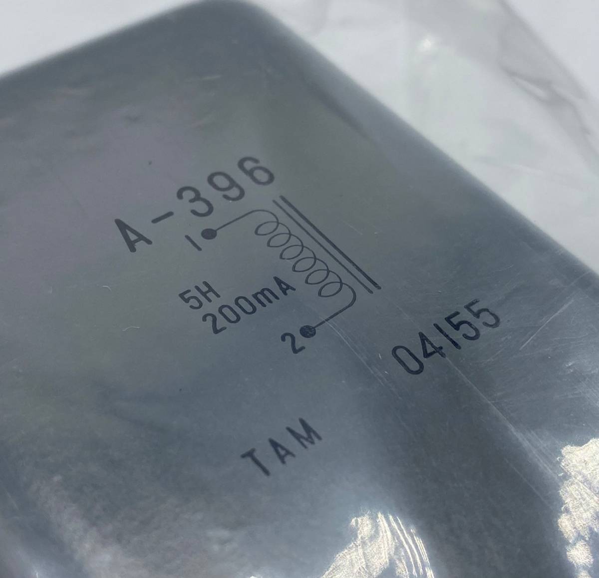 未使用　TAMURA　タムラ製作所　A-396　チェークトランス　コイル　5H-200mA　元箱　音響機器　1064ー1⑫ A-396 チョークトランス タムラ - ５H200mA 美品TAMURAトランスチョークトランス・A－396・5H200ｍA