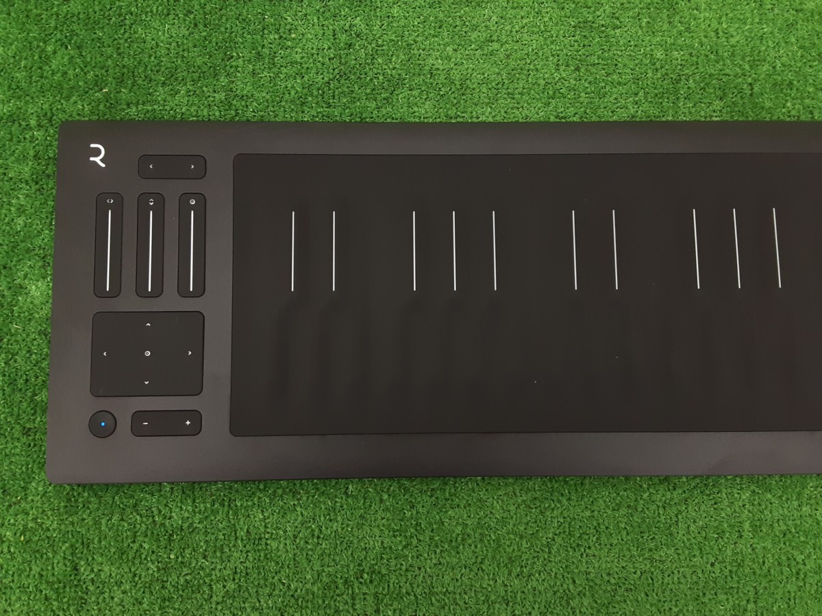 ☆現状品 DTM MIDIコントローラー ROLI ローリー Seaboard RISE 49 
