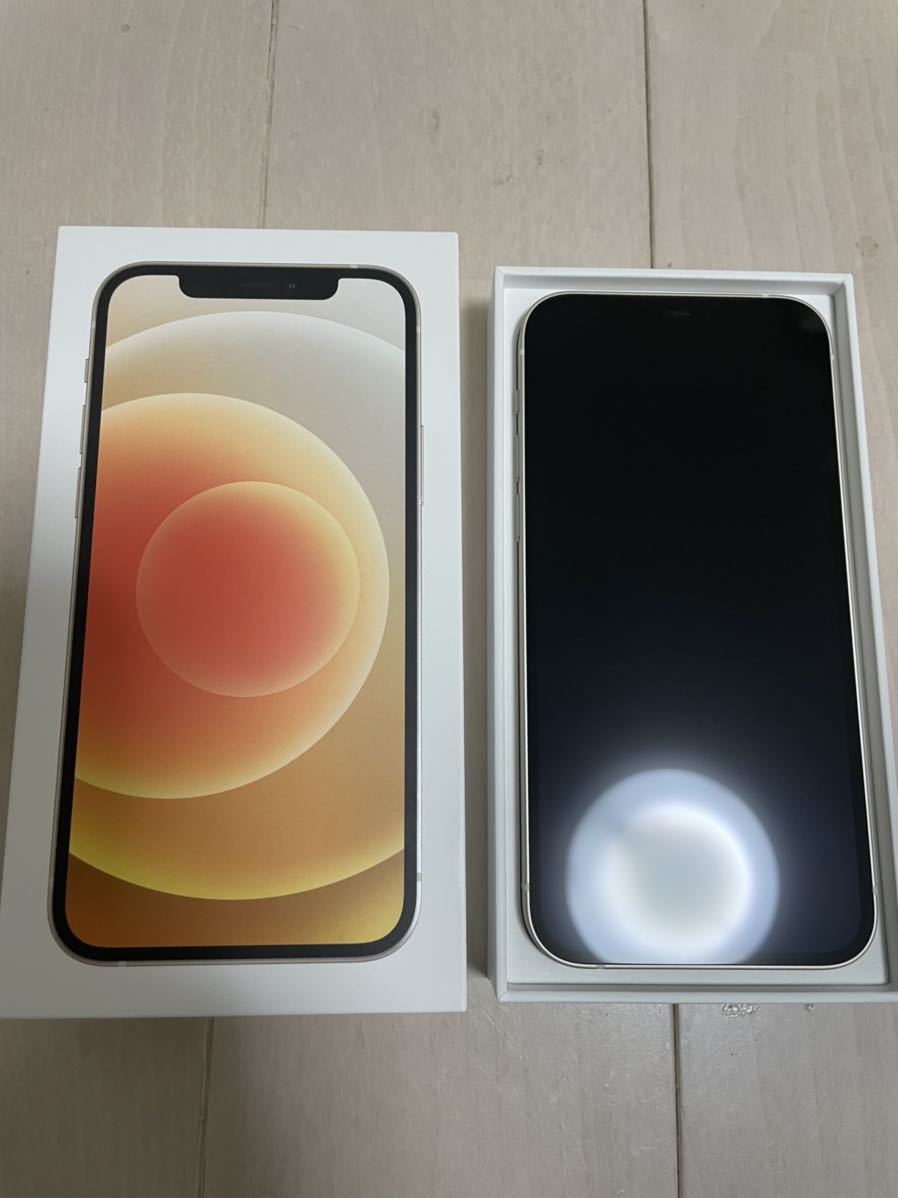 iPhone12 白　64G ドコモ　SIMロック解除済み_1