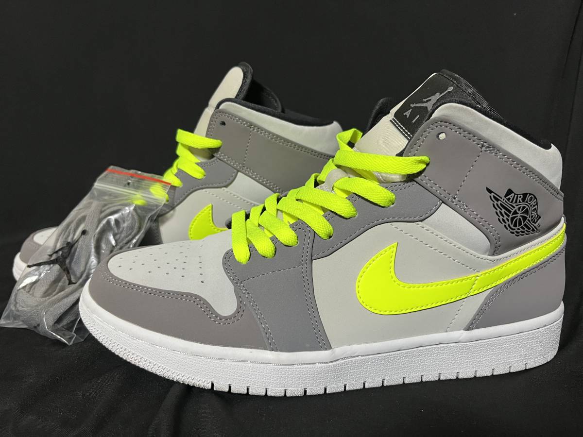 ナイキ エアジョーダン1 Nike Air Jordan 1蛍光イエローyellow Greyグレー26 5cm Us8 5検airmax95イエロー エアマックス95イエロー 26 5cm 売買されたオークション情報 Yahooの商品情報をアーカイブ公開 オークファン Aucfan Com