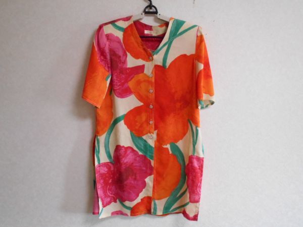【品質保証，新品】 伊太利屋 半袖ブラウス 柄物 size11(伊太利屋)｜売買されたオークション情報、yahooの商品情報をアーカイブ公開 - オークファン 伊太利屋