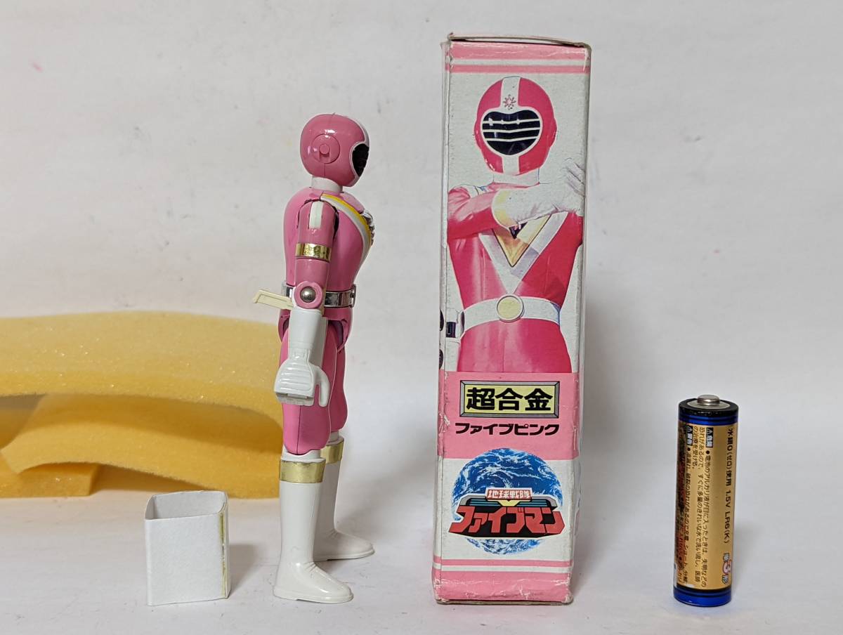 バンダイ 地球戦隊ファイブマン ファイブピンク 星川数美 超合金 1990年 当時物 箱付属 2956 超合金 売買されたオークション情報 Yahooの商品情報をアーカイブ公開 オークファン Aucfan Com