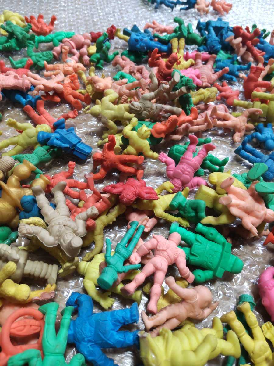 キン肉マン消しゴム 約400 500体 セット レトロ レア 当時物 キン消し デカケシ キンケシ 大量 ジャンク キン肉マン 売買されたオークション情報 Yahooの商品情報をアーカイブ公開 オークファン Aucfan Com キン肉マン消しゴム 約400 500体 セット レトロ レア 当時物 キン消し デカケシ キンケシ 大量 ジャンク キン肉マン 売買されたオークション情報 Yahooの商品情報をアーカイブ公開 オークファン Aucfan Com