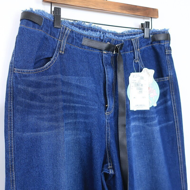 新品・4900円のタグ付】BACK＆FORTH☆ワイドパンツ デニム ジーンズ 