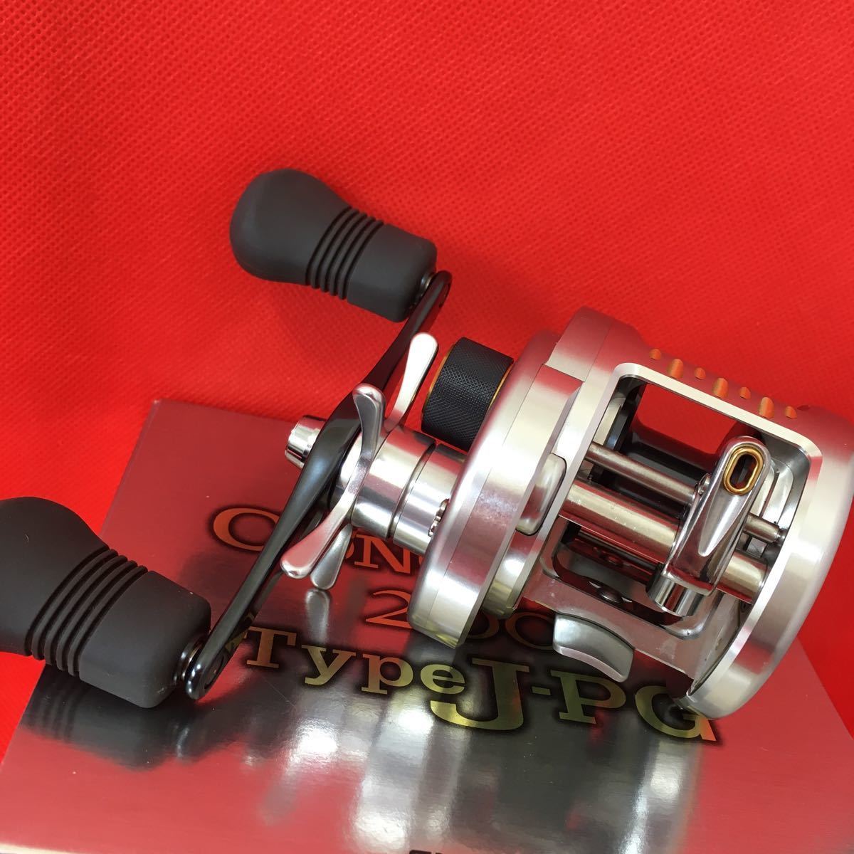 美品☆シマノ☆カルカッタコンクエスト200 TypeJ-PG☆右巻き☆カケヅカクラッチカスタム☆タイラバ☆ジギングにC-24