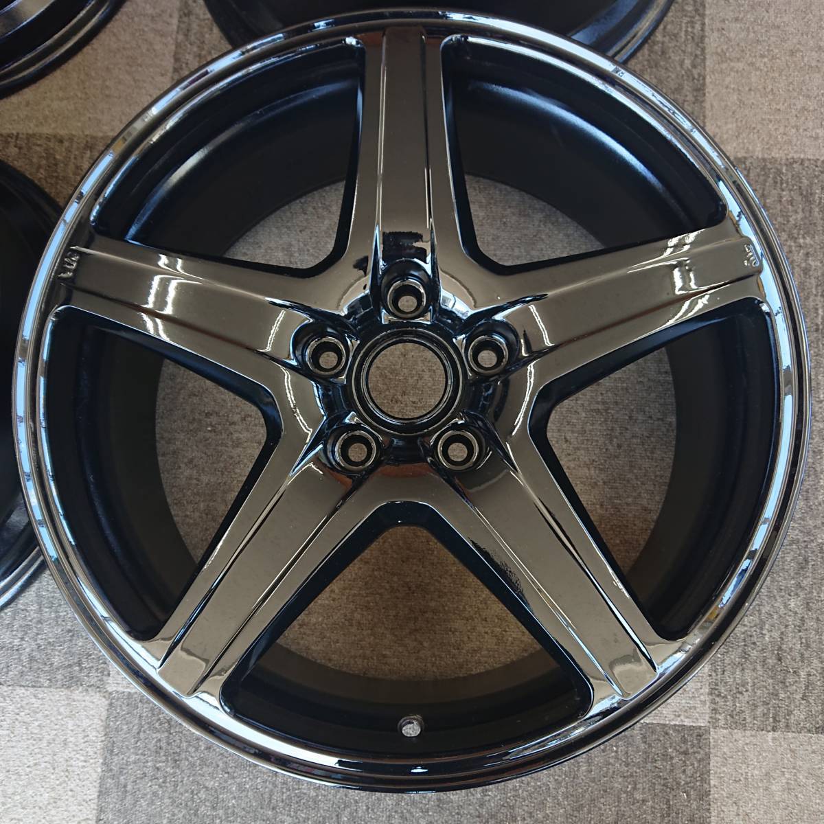 RAYS製 鍛造☆TRD スポーツ T3 18インチ 7.5J IS50 PCD114.3-5H ハブ