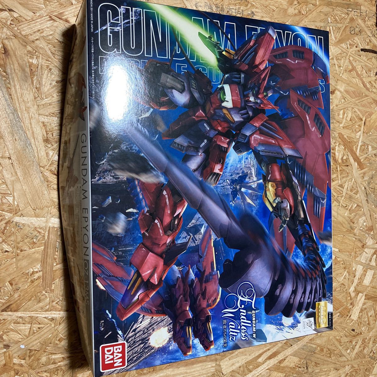 豊富な，限定セール MG ガンダムエピオン 未組立 外箱の潰れ 傷はあり(機動戦士ガンダム)｜売買されたオークション情報、yahooの商品情報をアーカイブ公開 - オークファン 機動戦士ガンダム