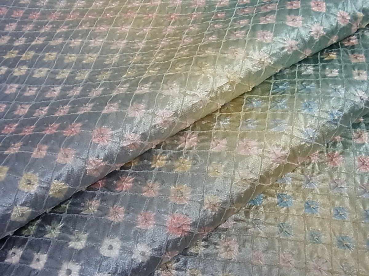 新作登場，安い 着物屋こころ 大変上質な総絞り小紋 暈し染め 正絹 逸品 ms6362(仕立て上がり)｜売買されたオークション情報、yahooの商品情報をアーカイブ公開 - オークファン 仕立て上がり