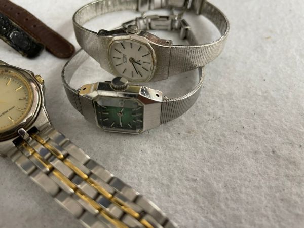 A098-000 CITIZEN シチズン メンズ レディース腕時計 クォーツ 自動