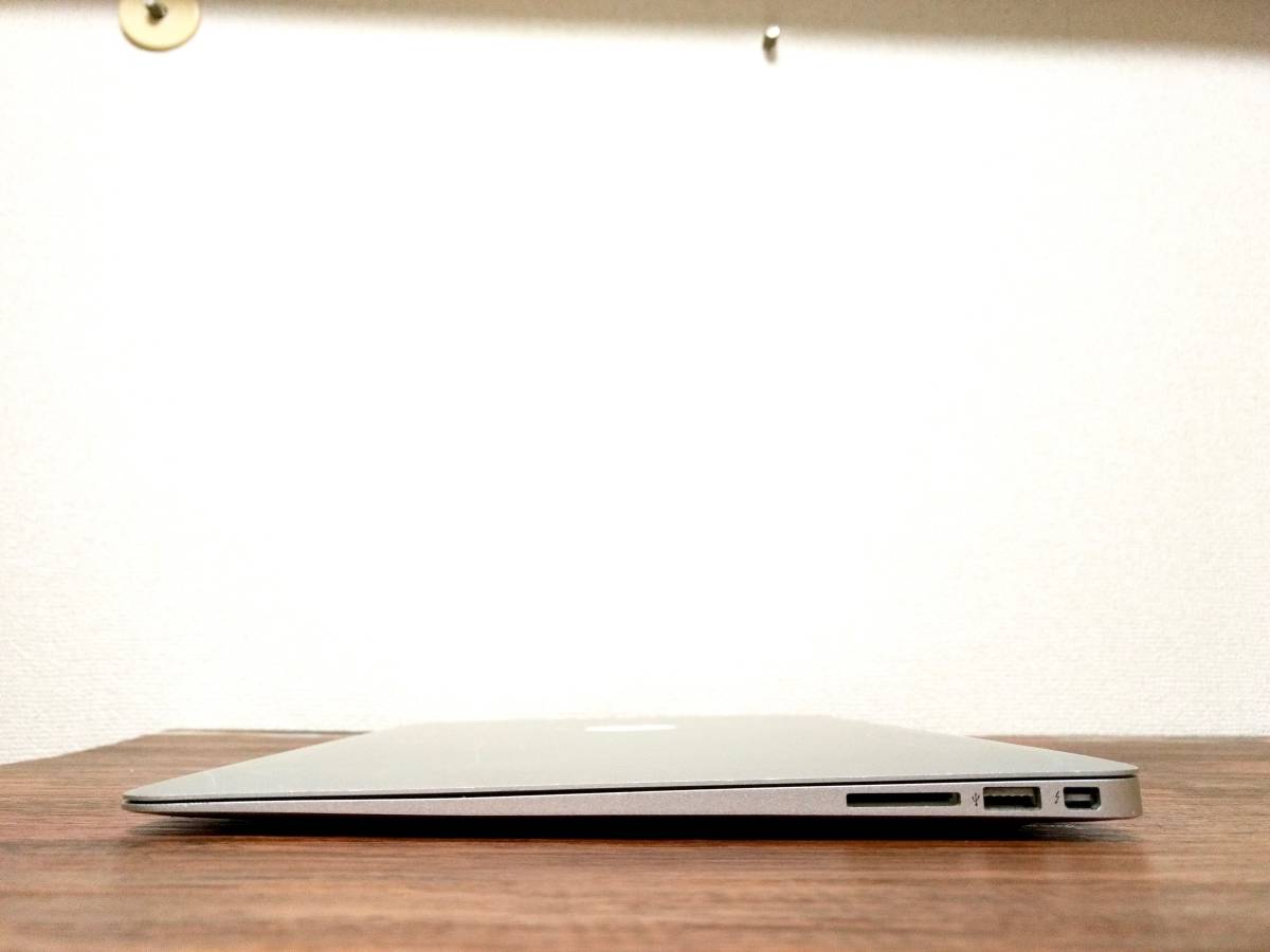 ジャンク☆Apple MacBook Air 13インチ 2013☆推測→Core i5 or i7