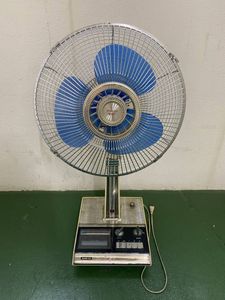昭和 レトロ サンヨー 扇風機のYahoo!オークション(旧ヤフオク!)の相場