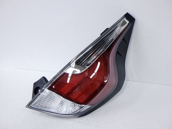 T45161 アクア NHP10 中期 右テールランプ STANLEY 52-297 AQUA NHP10