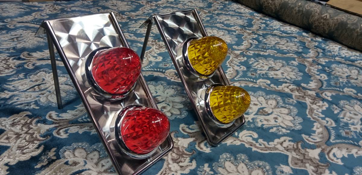 マーカーステー 二連 丸棒巻 取り付けステー ウロコ ステンレス