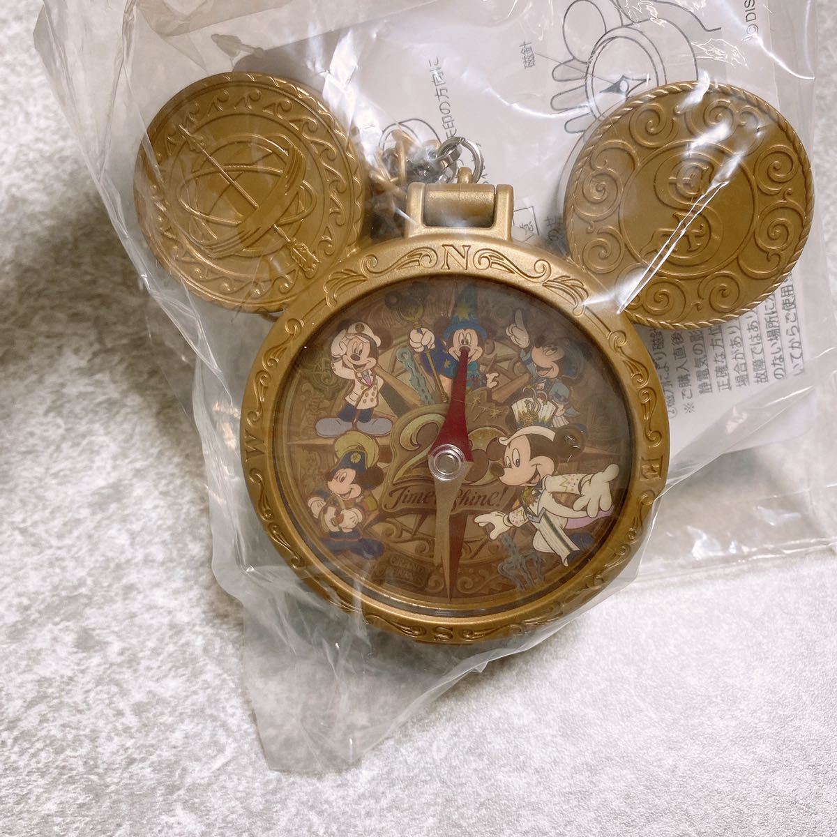 東京ディズニーシー 周年 スナックケース コンパス 方位磁針 方位磁石 ミッキー その他 売買されたオークション情報 Yahooの商品情報をアーカイブ公開 オークファン Aucfan Com