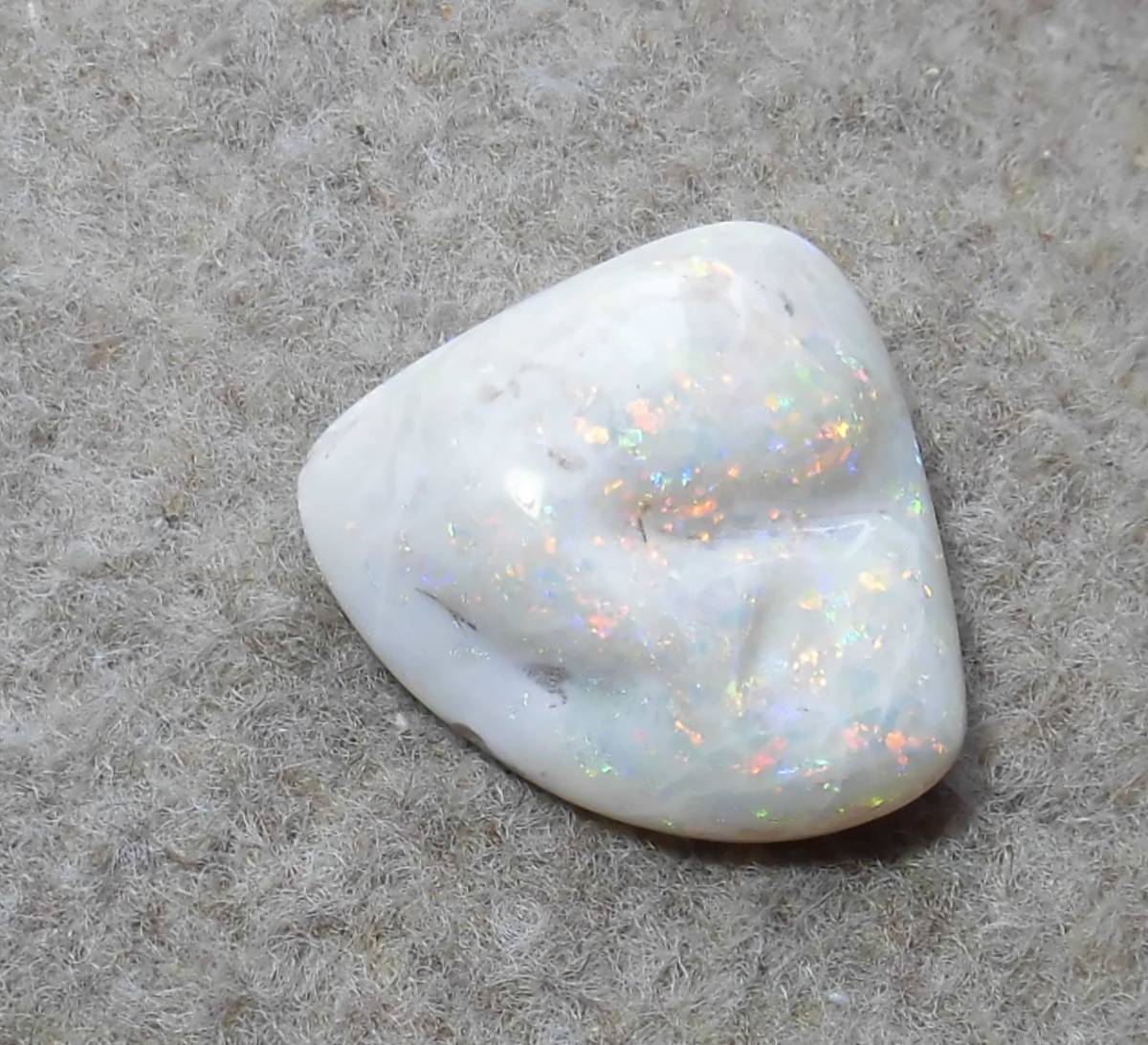 1.00ct⁄フリーシェイプ⁄クーパーペディ、オーストラリア 「Shell leaf 