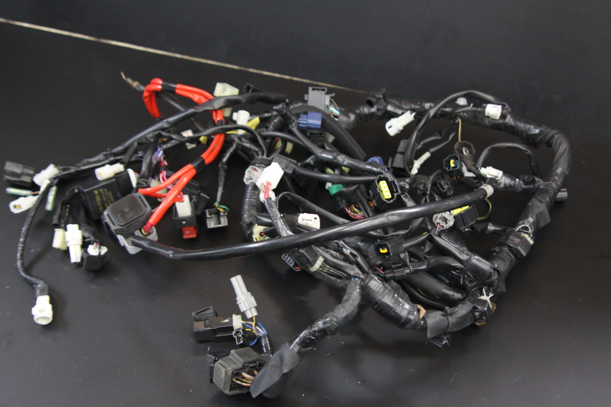 新作入荷 MT-09 RN34J 純正ハーネスセット リレー類付(ヤマハ用)｜売買されたオークション情報、yahooの商品情報をアーカイブ公開 - オークファン ヤマハ用