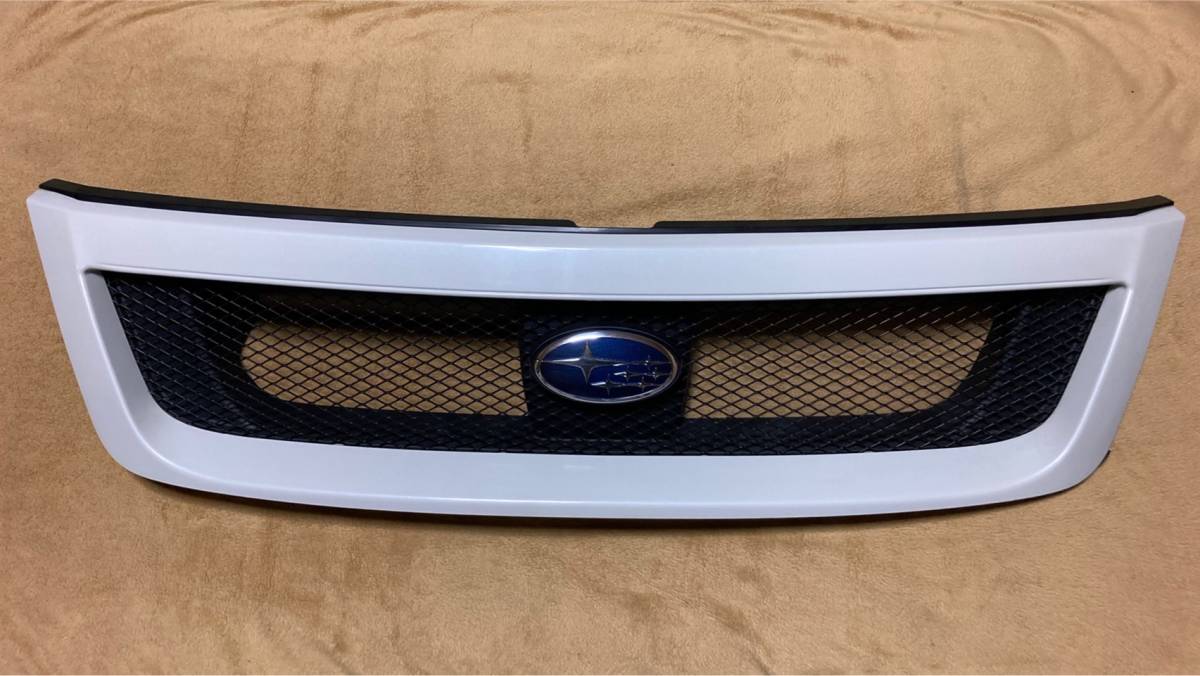 スバル フォレスター ｓｈ５ オプション フロント グリル サテンホワイトパール ３７ｊ フロント 売買されたオークション情報 Yahooの商品情報をアーカイブ公開 オークファン Aucfan Com