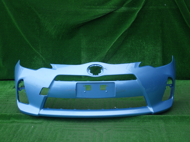 NHP10 前期 アクア 純正フロントバンパー AQUA 水色 52119-52620