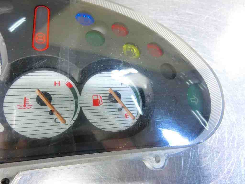 ジレラ ランナーFXR180 純正メーターAssy、走行極少☆FXR125 ジレラ ランナーFXR180 純正メーターAssy、走行極少☆FXR125