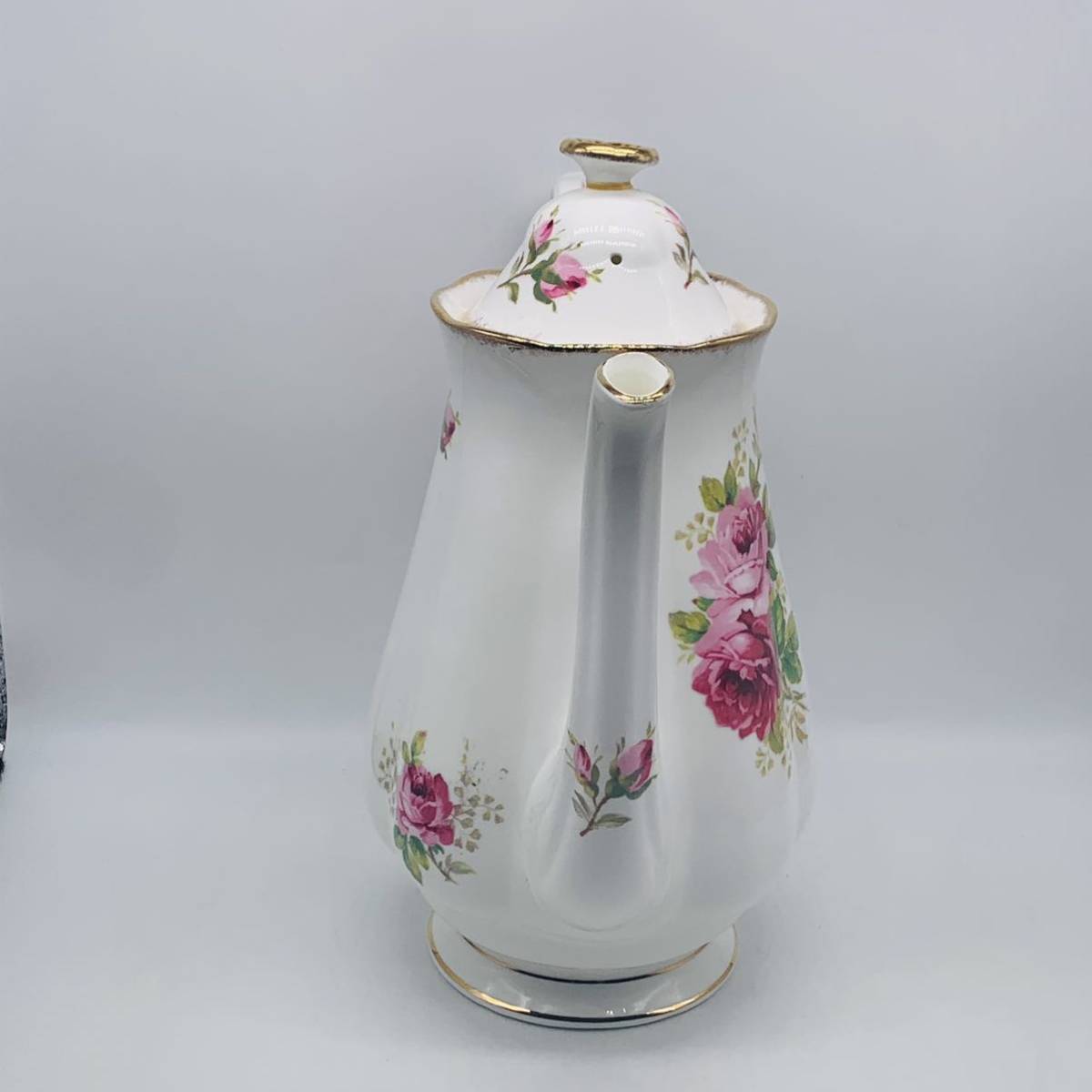 ROYAL ALBERT - 希少品ロイヤルアルバート☆アメリカン ロイヤルアルバート アメリカンビューティー Albert Royal トリオ vintage1940´sアメリカンビューティー 英国ロイヤルアルバート Albert|Royal オールドカントリーローズ Albert) ロイヤルアルバート(Royal アメリカン