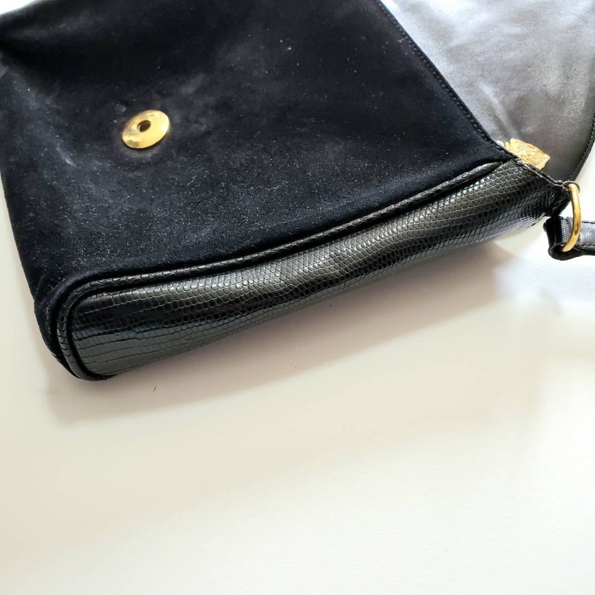 クレスト OLD GUCCI Gucci紋章（ゴールドクレスト）について｜Vintage Shop レザー OLD GUCCI 希少　オールドグッチ　ゴールドクレスト　レア　チャーム　ショルダーバッグ　ブラック