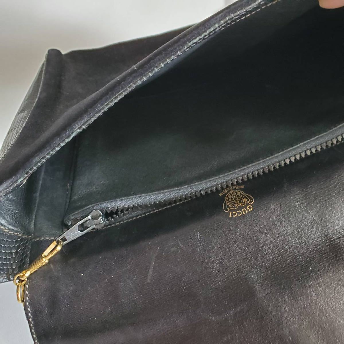 クレスト OLD GUCCI Gucci紋章（ゴールドクレスト）について｜Vintage Shop レザー OLD GUCCI 希少　オールドグッチ　ゴールドクレスト　レア　チャーム　ショルダーバッグ　ブラック
