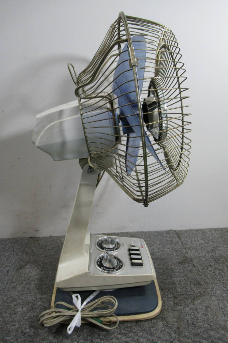 HITACHI 扇風機 D-626 レトロ扇風機 日立D-626回転台付きレトロ扇風機
