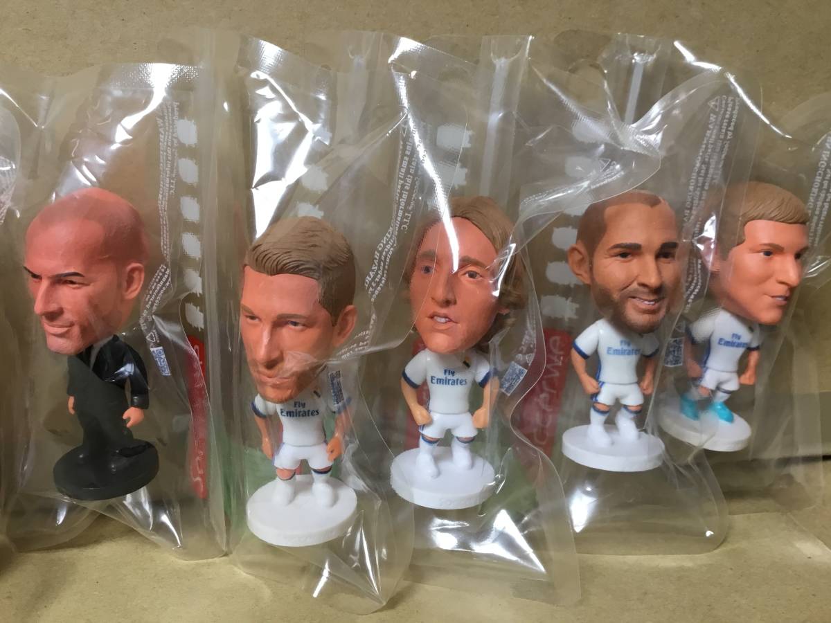銀河系軍団 レアルマドリードフィギュアセット ロナウドジダンラモス