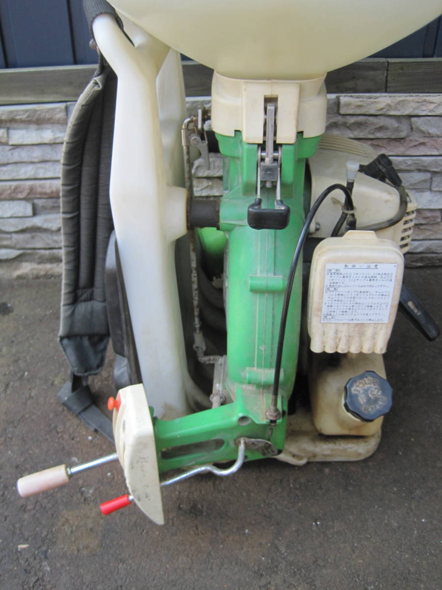 共立(キョーリツ) 背負式動力散布機 DMD421 1キロ剤対応(19100501)