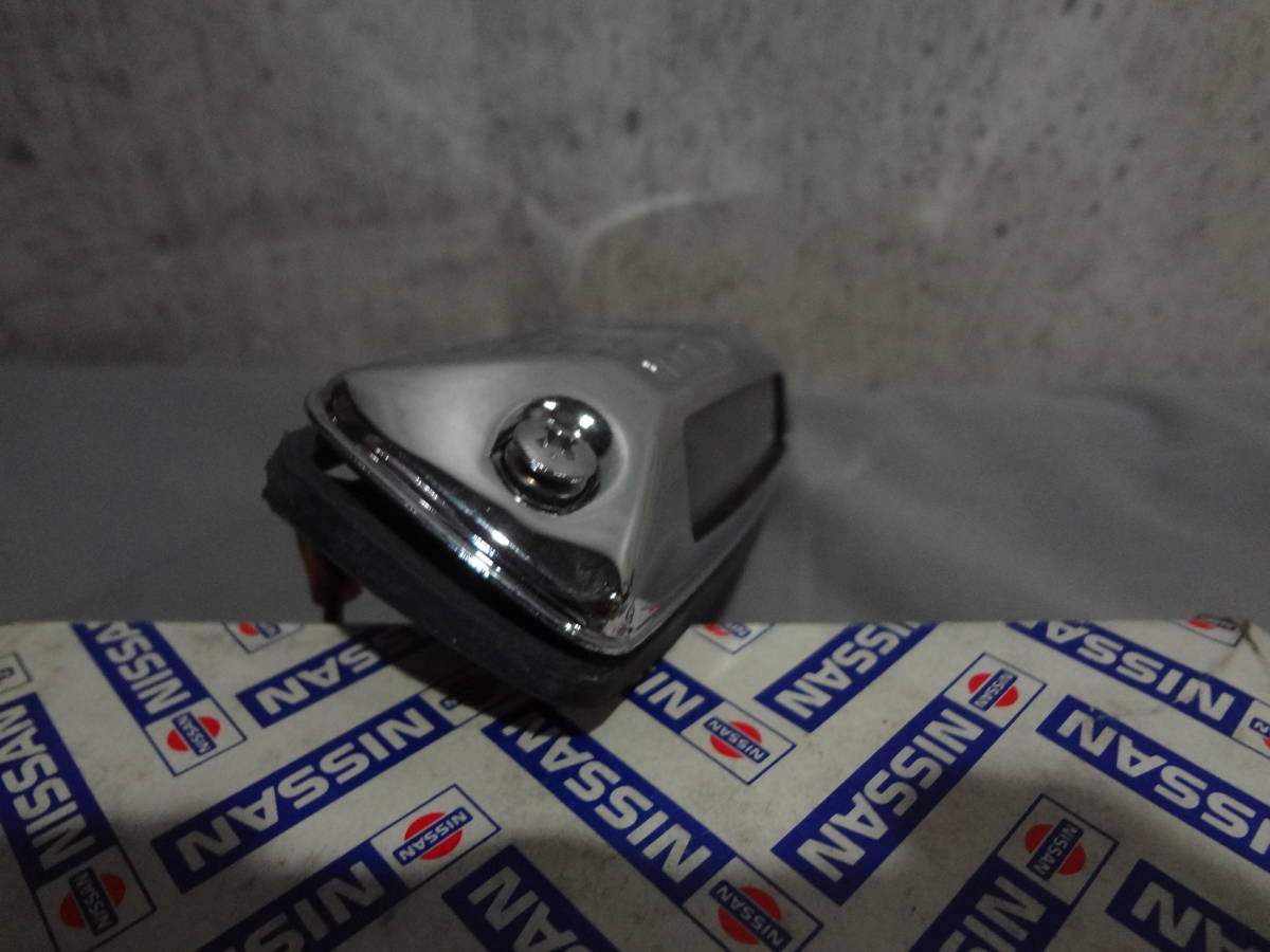 フェアレディ SP310 SP311 SR311 ライセンスランプ 26510-25900 