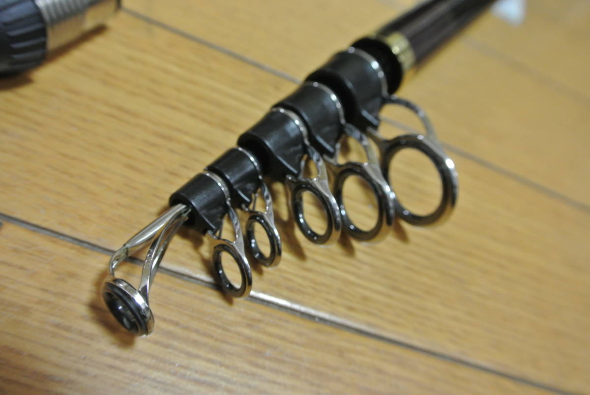 ♪♪超美品 がまかつ がま投 バトルサーフ 33-430 日本製 振出♪♪