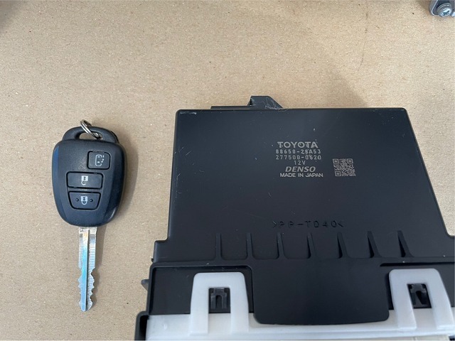 ノア 80系（ECU｜電子パーツ）：パーツ<車用品<車用品 2026年最新Yahoo!オークション ヴォクシー | -ノア 80(コンピュータ)の 80（ECU｜電子パーツ）：パーツ<車用品<車用品 -azrノア(コンピュータ)の中古品 ZRR85Gの中古車を探すならグーネット ノア（ECU｜電子パーツ）：パーツ<車用品<車用品 エンジン zrr80 トヨタ エンジンスターターの通販 ハイブリッド・80系