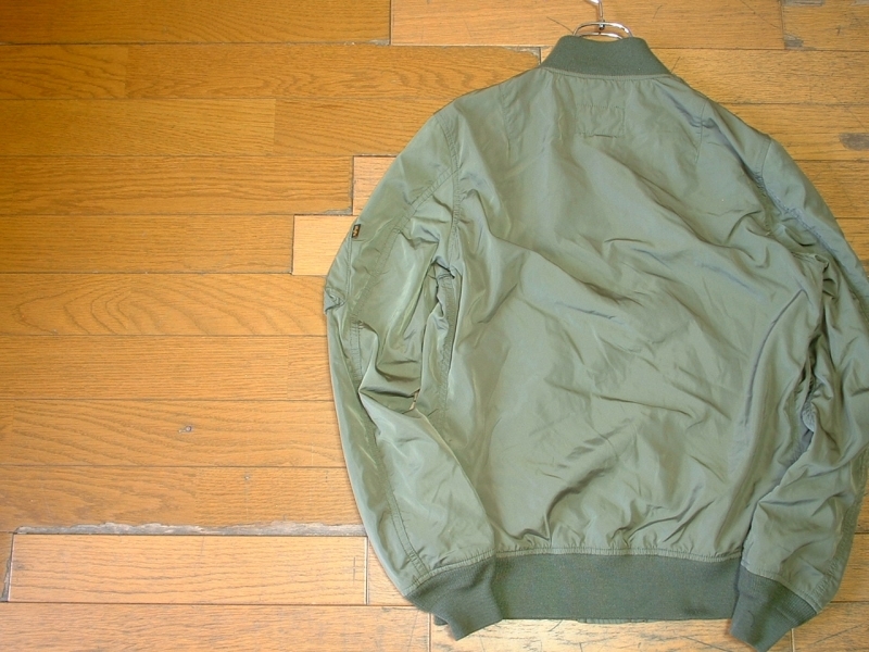 ALPHA INDUSTRIES.オリーブ春物MA-1フライトジャケットM正規アルファ