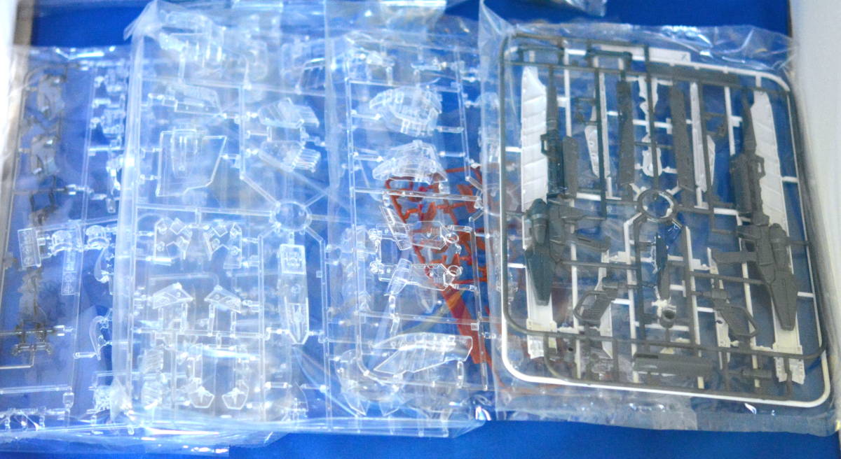 PGガンダムアストレイ レッドフレーム　早期予約・購入特典　タイガーピアス付属 PGガンダムアストレイ レッドフレーム 早期予約・購入特典 タイガー