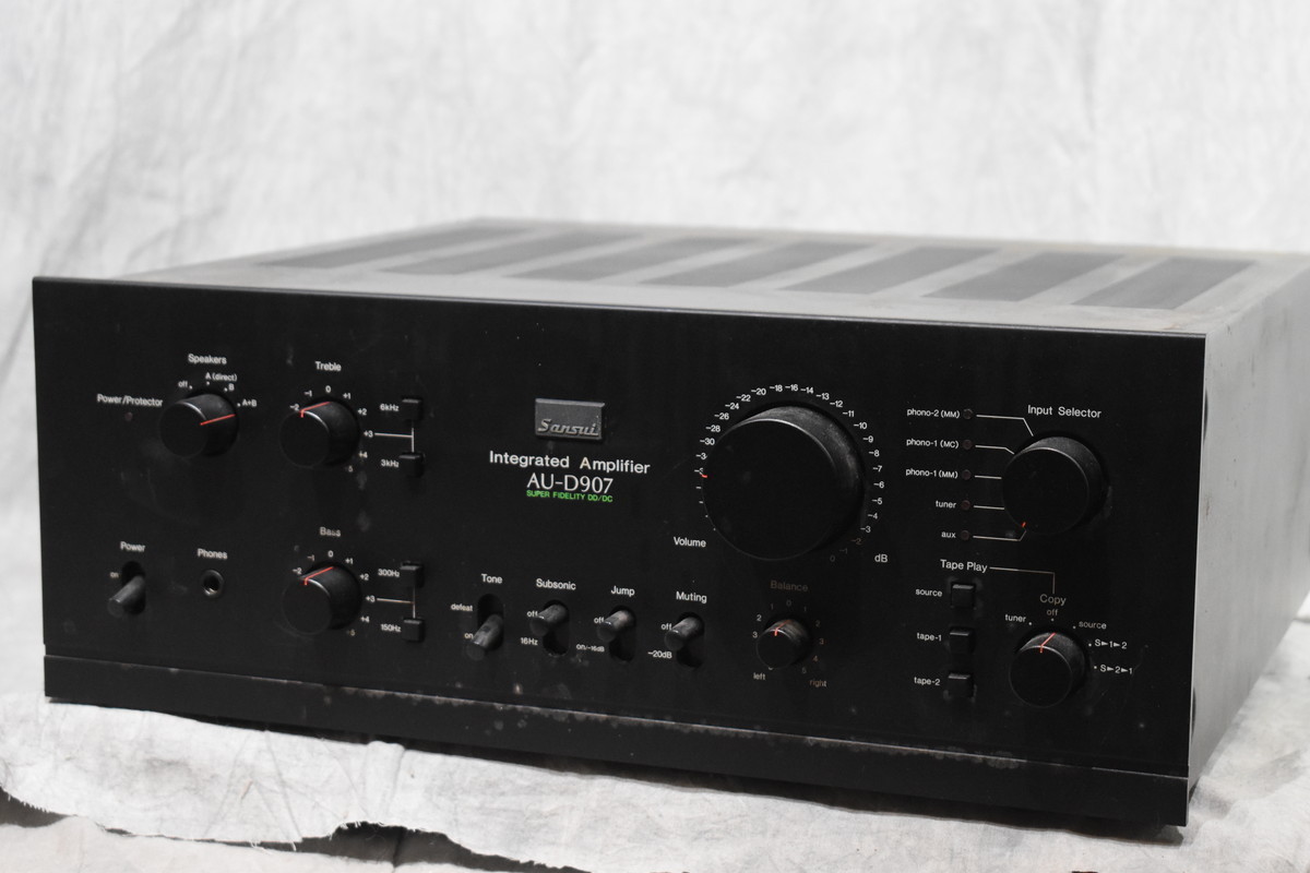 サンスイ プリメインアンプ SANSUI オーディオの AU-D907＜プリメイン
