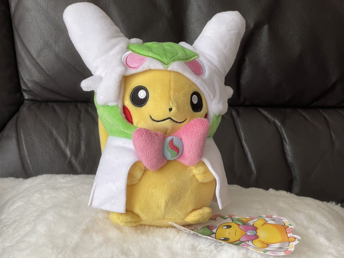 【セール，人気SALE】 紙タグ付き ポケモン ピカチュウ メガサーナイト ポンチョ ぬいぐるみ ポケモンセンター ピカチュウぬいぐるみ(ポケットモンスター)｜売買されたオークション情報、yahooの商品情報をアー ポケットモンスター