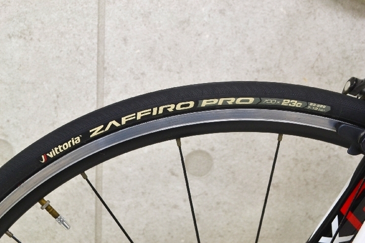 ロードバイク GARNEAU GENNIX R1 フルカーボン MAIN COMPO 105