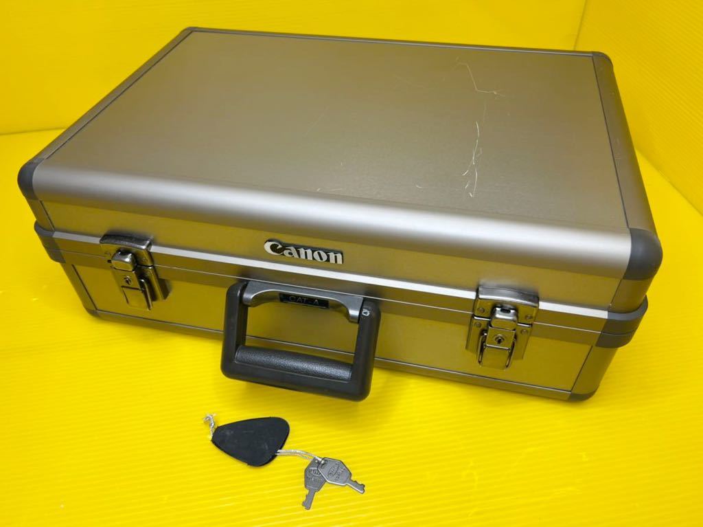 Canon ハードケース カメラケース アルミ製 トランクCAT-A 鍵2本付き 品(ハードケース)｜売買されたオークション情報、yahooの商品情報をアーカイブ公開 - オークファン バッグ
