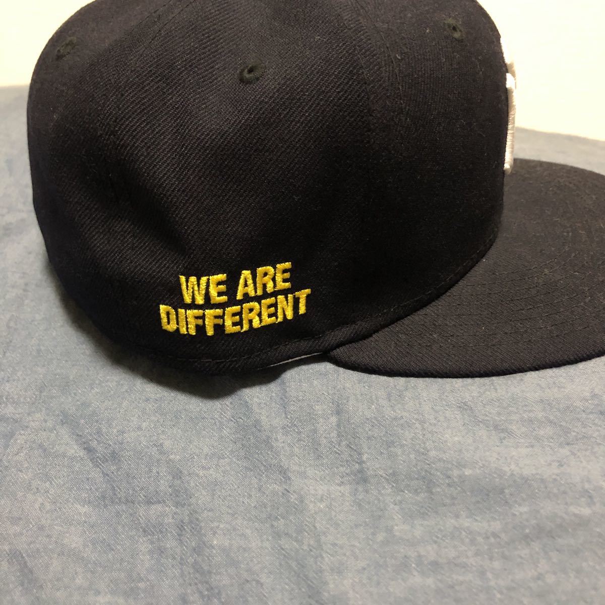 NEW ERA × the Apartment FITTED CAP WE ARE DIFFERENT YELLOW BRIM 