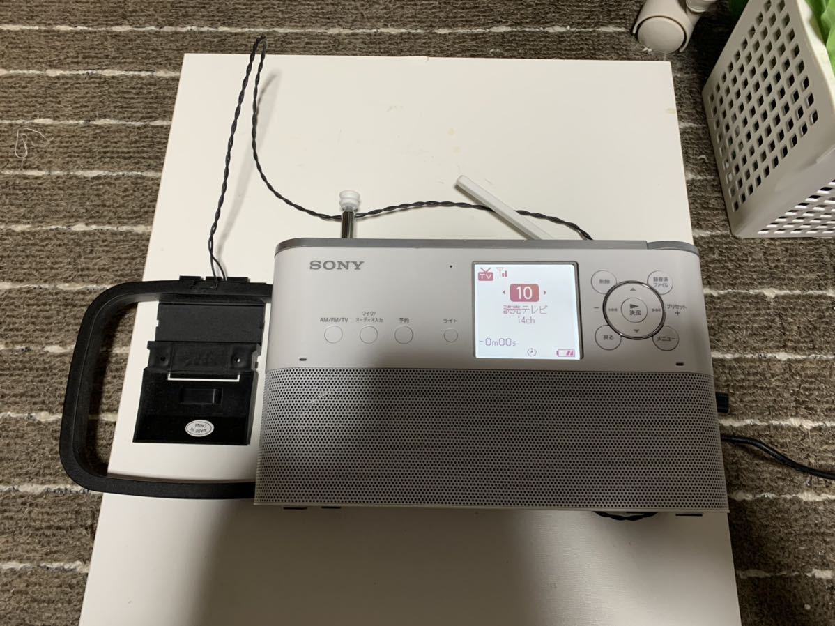 SONY ソニー ICZ-R260TVソニーポータブルラジオ 動作、録画確認済 画像