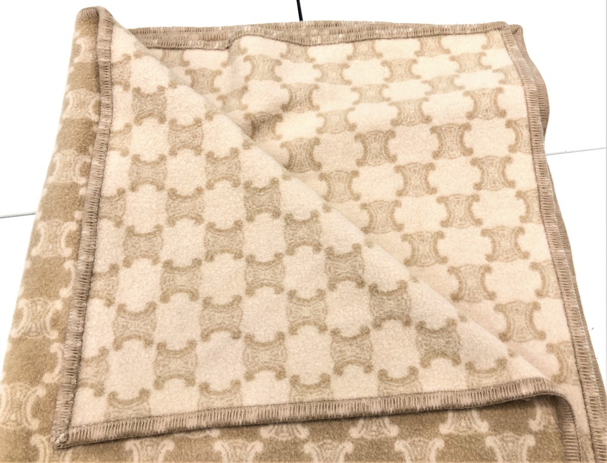 ◇◇◇ CELINE ( セリーヌ ) 毛布 ブランケット ウール ベージュ 西川