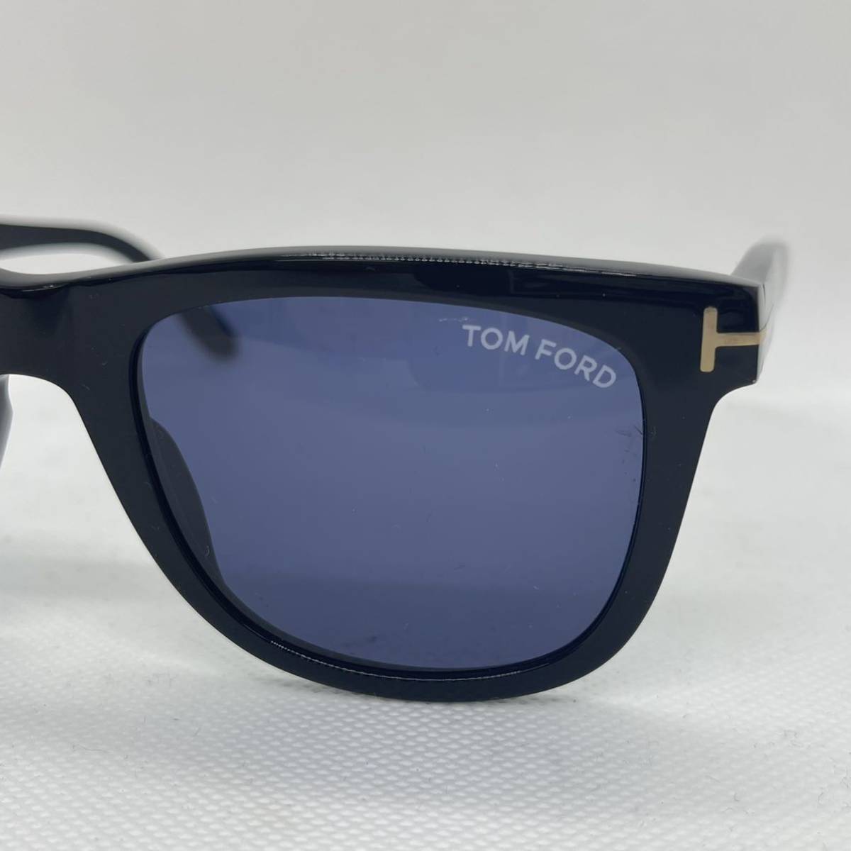 美品 TOM FORD トムフォード サングラス Leo レオ ウェリントン TF9336