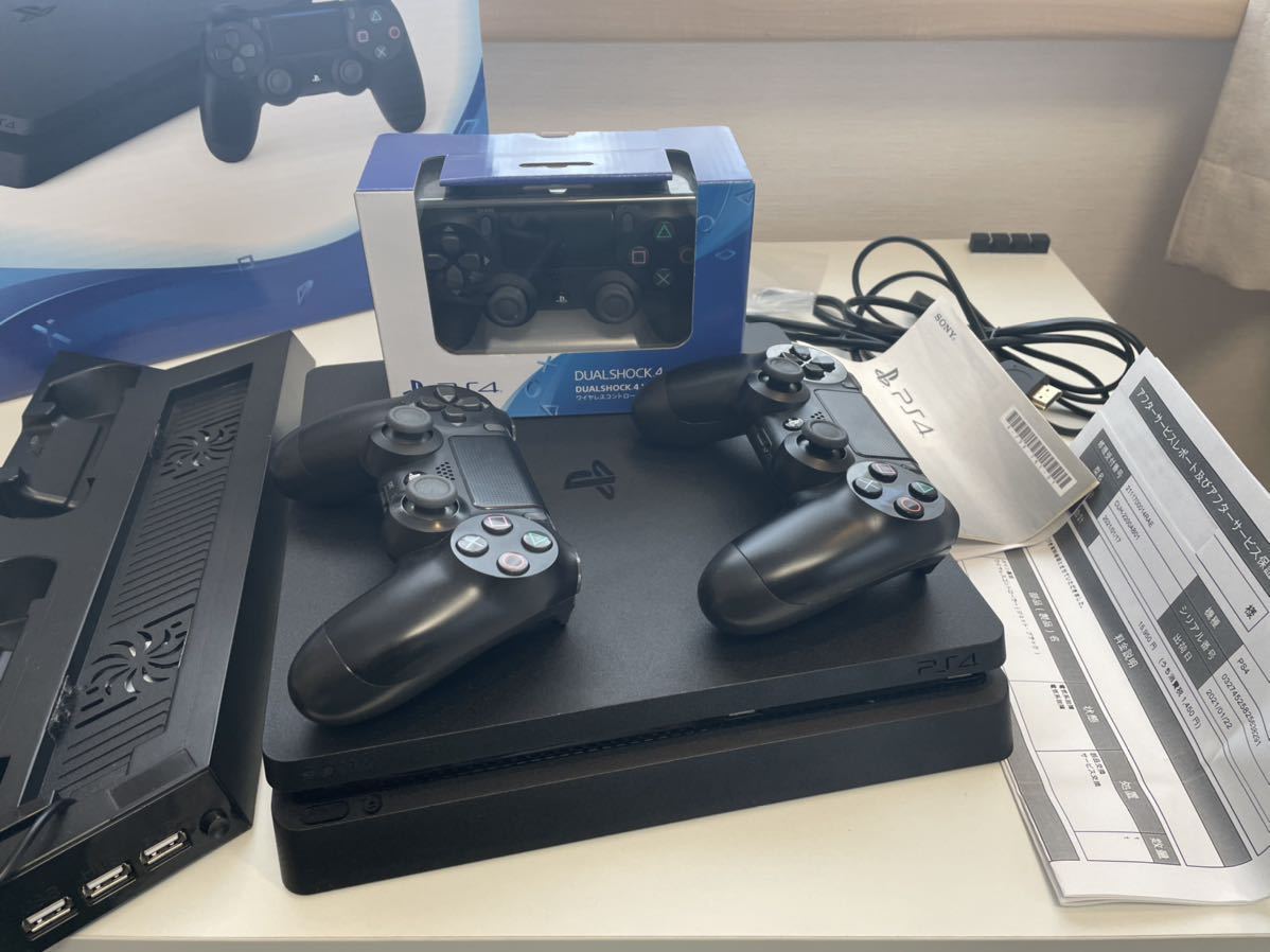 PS4本体500GB コントローラー3つ(新品未開封コントローラー1個含む 