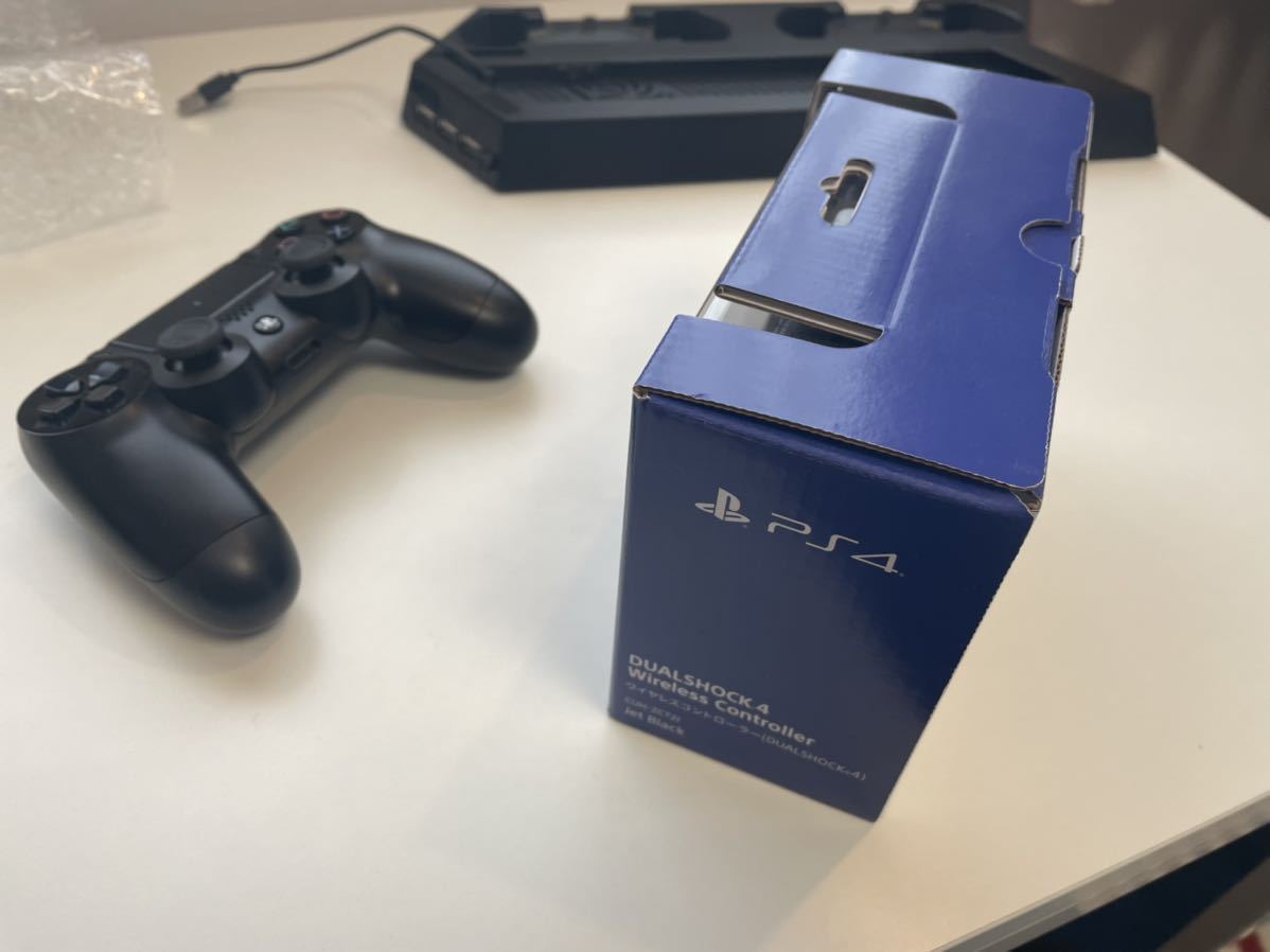 PS4本体500GB コントローラー3つ(新品未開封コントローラー1個含む 