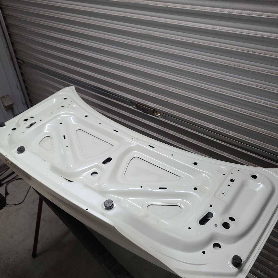 S15 シルビア 純正 トランク ウイング取り付け穴なし エンブレム付き 