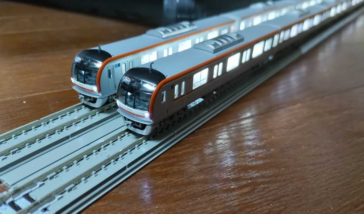 全車両室内灯付き】KATO 10-866・10-867 東京メトロ10000系10両フル