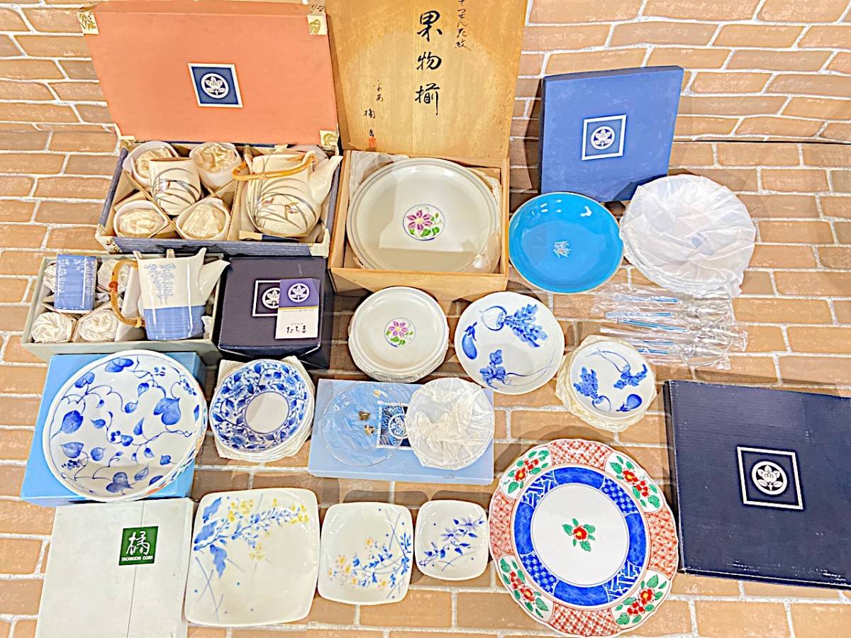 D249［中古品］　たち吉　食器　まとめて　急須・湯呑・皿・鉢など