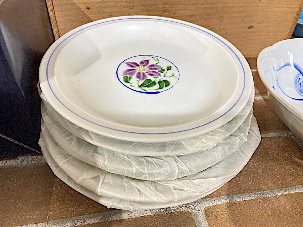 D249［中古品］　たち吉　食器　まとめて　急須・湯呑・皿・鉢など